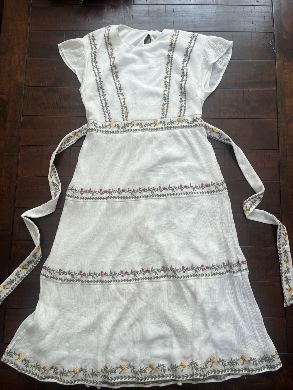 Tea N Rose White Embroidered Floral Midi Dress M Medium